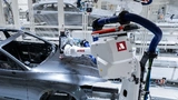 Bild 5. Erkannte Defekte im Lack kann Micro-Epsilon zusammen mit den Partnerfirmen ASIS und Virtek Vision automatisch abarbeiten.
