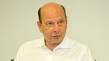 Bernhard Erdl, Puls: Es sieht so aus, als wäre der Boden erreicht, aber wir erwarten nur eine mäßige Trendwende im zweiten Halbjahr, da die wirtschaftlichen und politischen Bedingungen weiter global hemmend sind