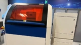 Ein kompaktes Laborsystem: Der »ProtoLaser R4« von LPKF bearbeitet unterschiedliche Materialien mit höchster Präzision.