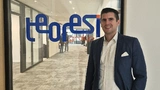 »Das Auto der Zukunft muss softwaredefiniert sein, um der kontinuierlichen Nachfrage nach neuen komplexen Funktionen in der Smart City gerecht zu werden«, so Daniel Comarella, COO von Teoresi Deutschland.