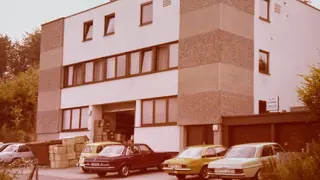 Industriestraße 2, Bauabschnitt 1, heutiges Hauptgebäude
